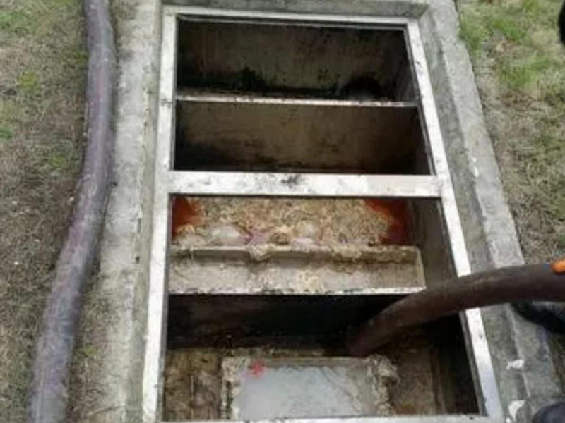 太子河隔油池清理